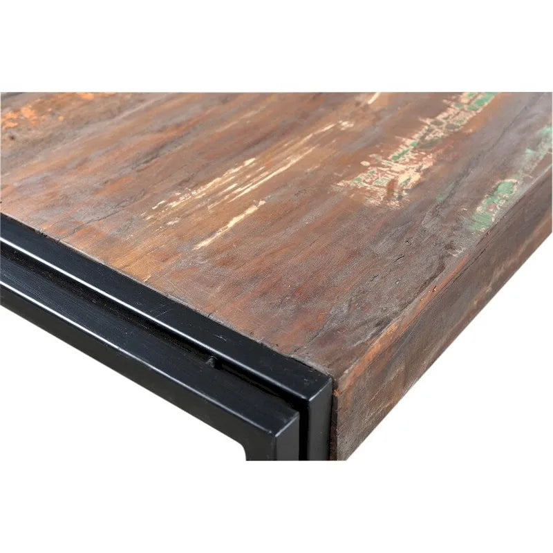 Table de salle à manger en bois faite à la main